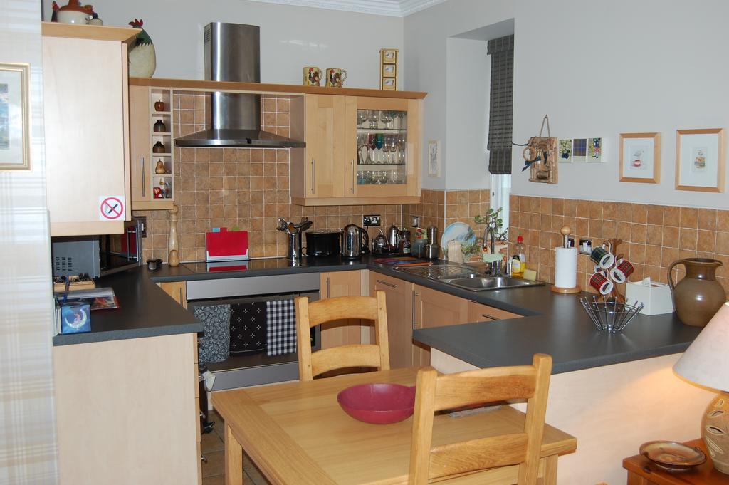 Lomond Castle Apartment Balloch Phòng bức ảnh